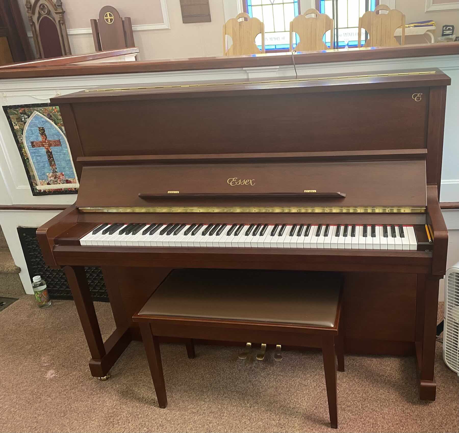Essex ser. no. 111459 piano