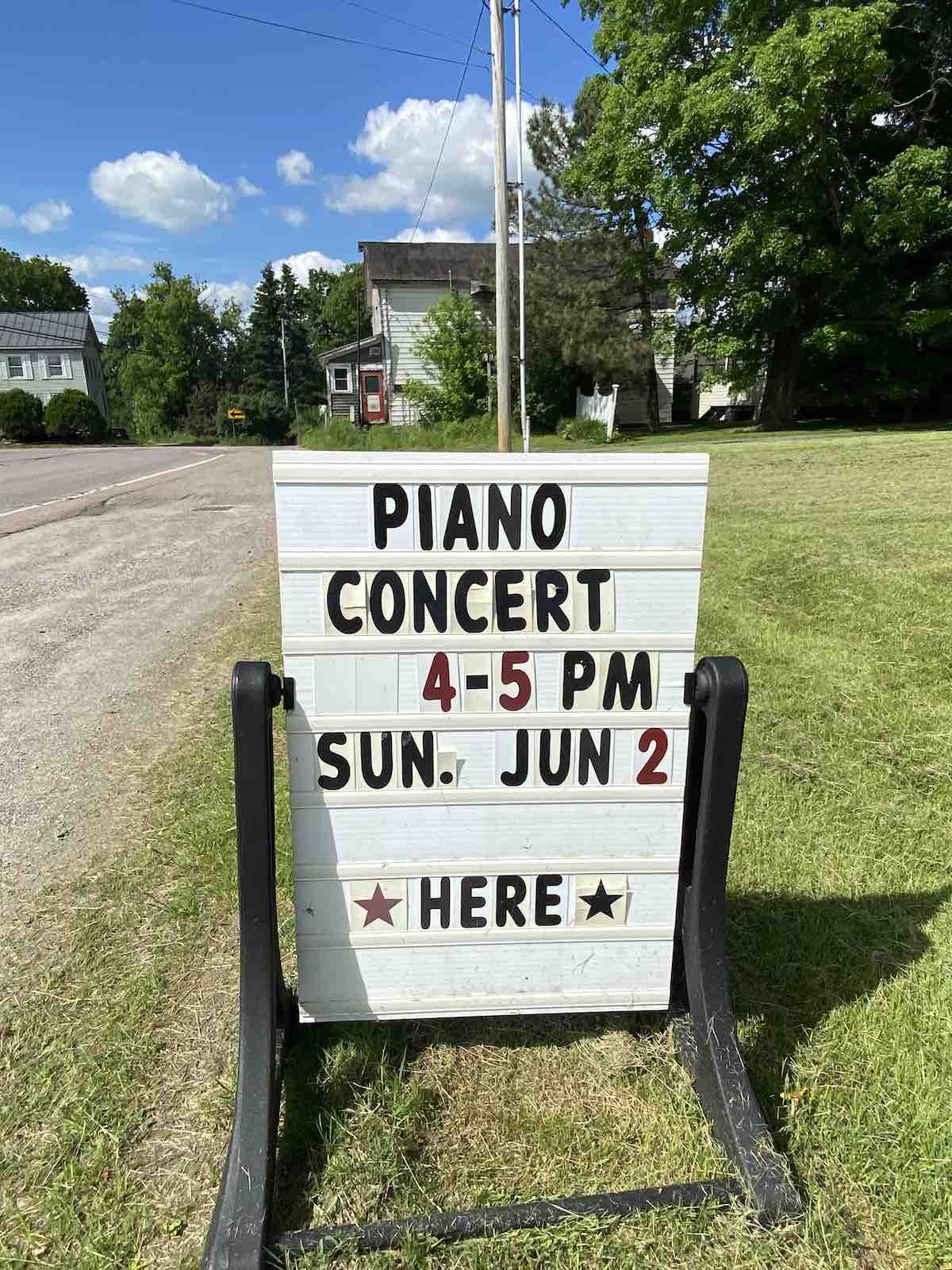 concert sign