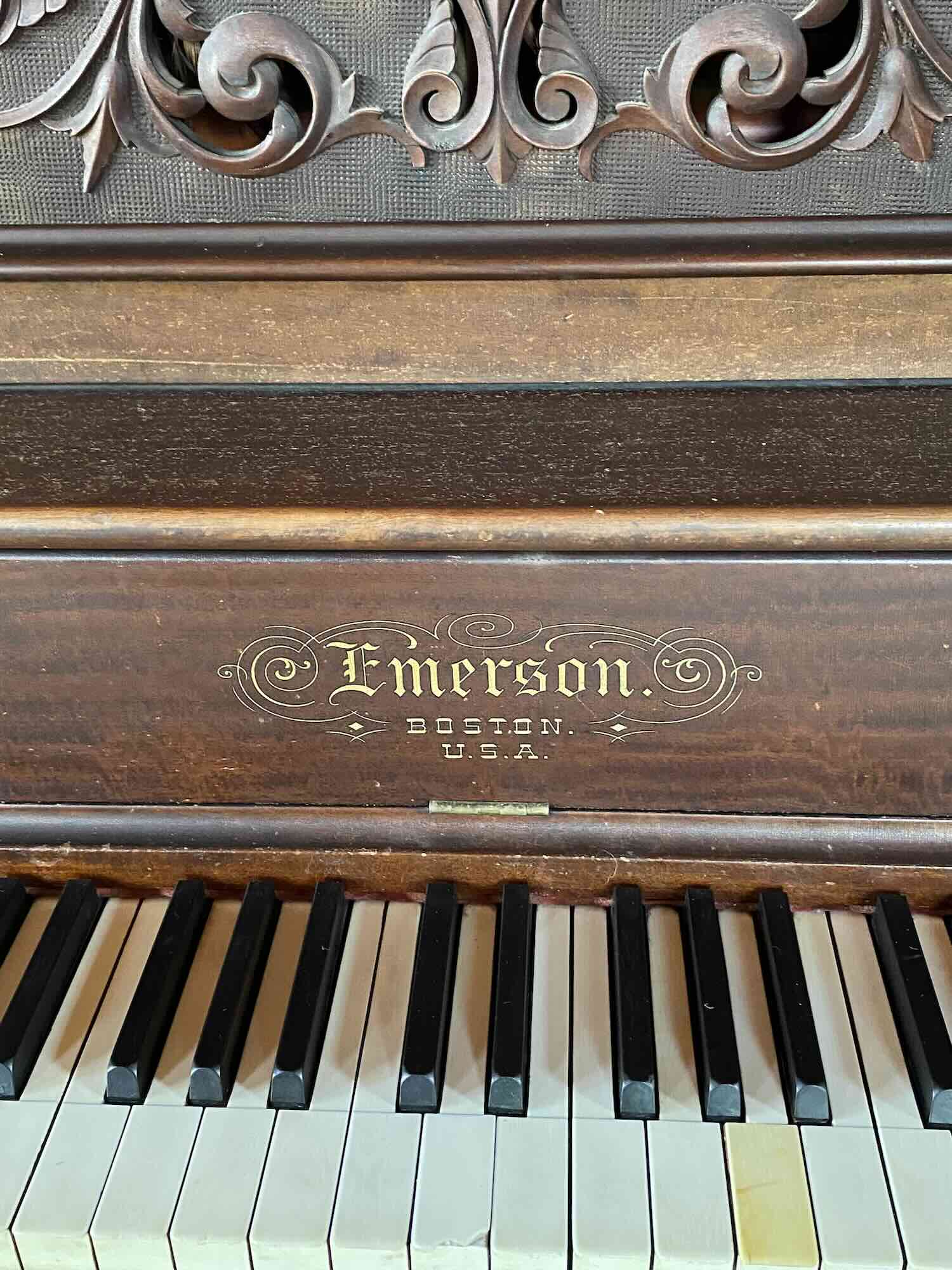 Kawai serial no. 2271106 piano